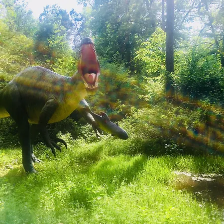 Baumhotel Styrassic Park