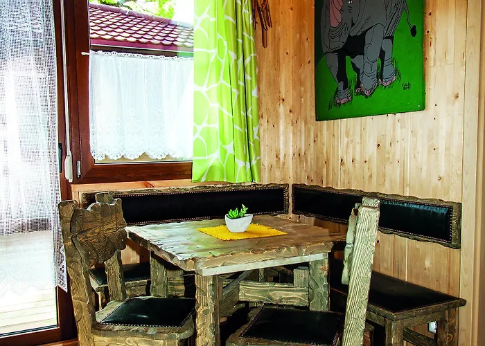 Ξενοδοχείο Baumhotel Styrassic Park