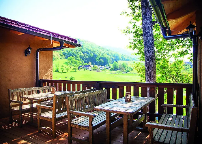 فندق Baumhotel Styrassic Park 3*